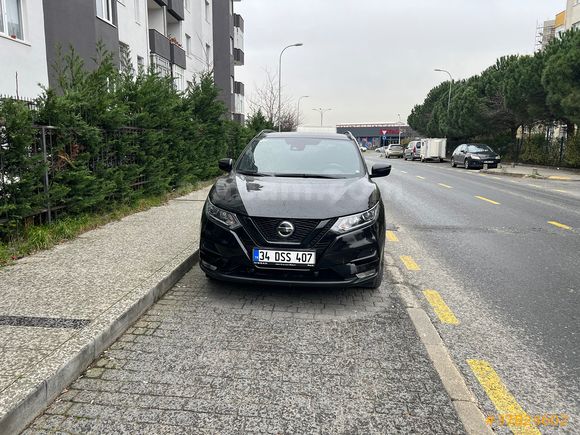Fiyat indirimi.Sahibinden Nissan Qashqai 1.5 dCi Midnight Edition 2020 Model 
