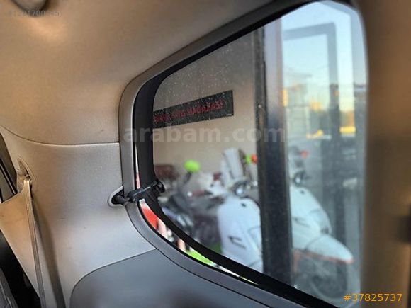 KİA CARNİVAL 7 KİŞİLİK KOLTUK ISITMA NAVİGASYON GERİ GÖRÜŞ