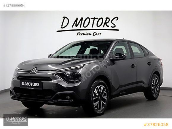 DMOTORS-2024-CITROEN C4 X- FEEL BOLD EAT8 130HP OTOMATİK-47000KM
