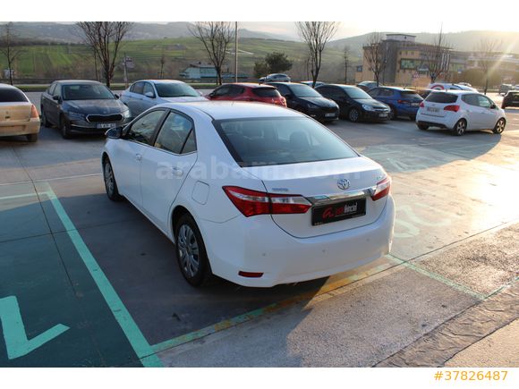 Toyota Corolla 1.6 LPG TOUCH