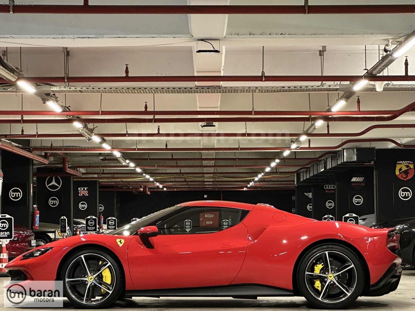 Galeriden Ferrari 296 GTB 2023 Model İstanbul 0 km Kırmızı 7