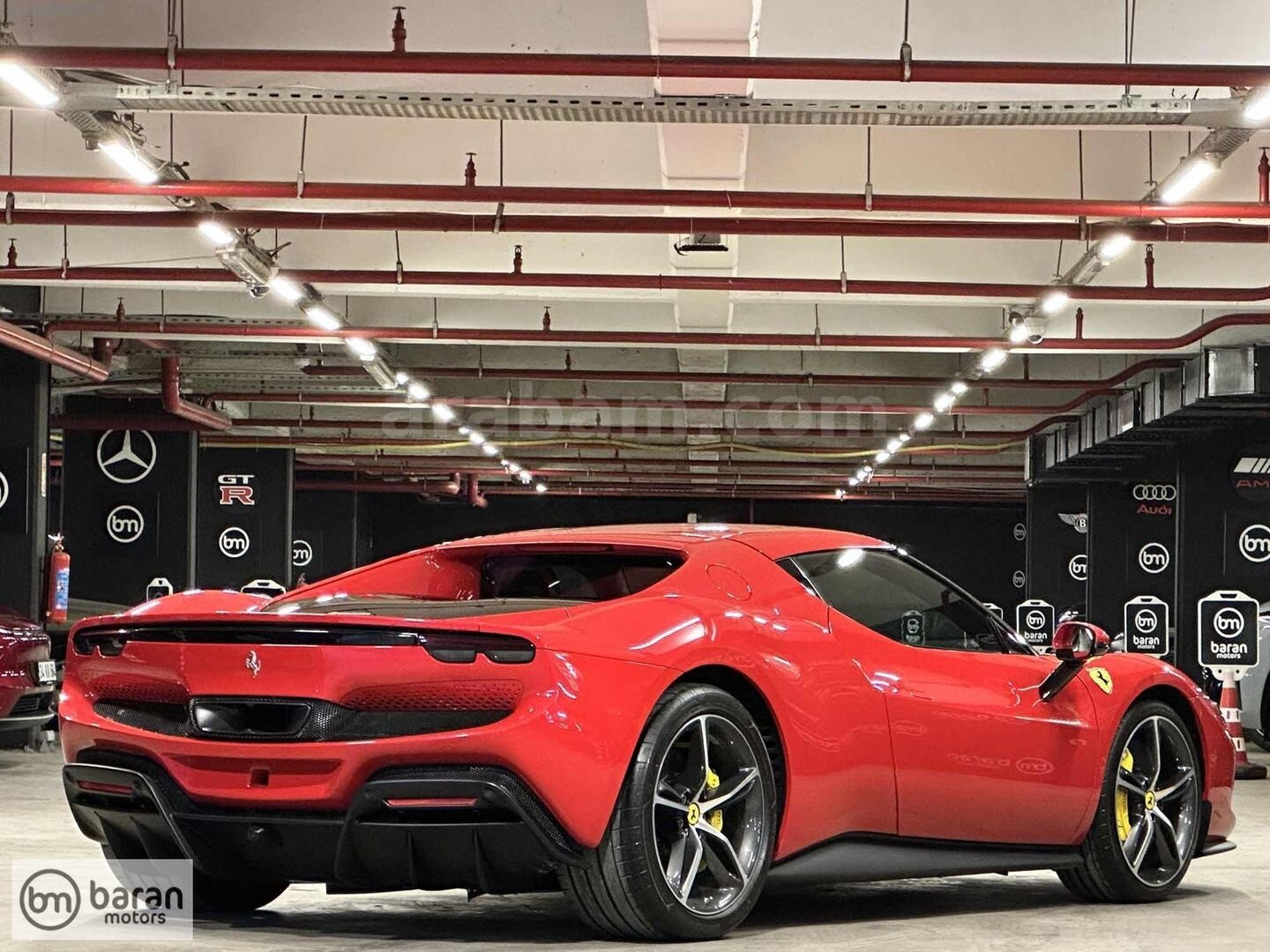 Galeriden Ferrari 296 GTB 2023 Model İstanbul 0 km Kırmızı 6