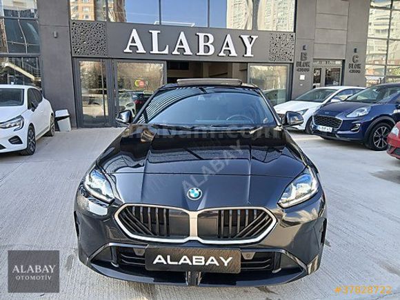 ALABAY OTOMOTİV - 2024 BMW 1.20İ M SPORT 1.5T (170 HP) - BOYASIZ