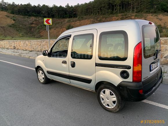 Sahibinden Renault Kangoo Multix 1.5 dCi Authentique 2008 Model  289.000 km Gri