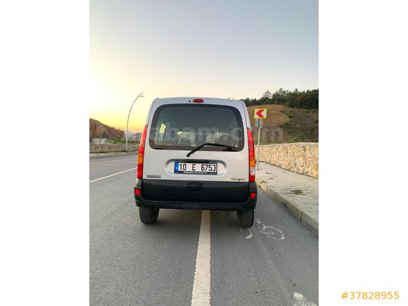 Sahibinden Renault Kangoo Multix 1.5 dCi Authentique 2008 Model  289.000 km Gri