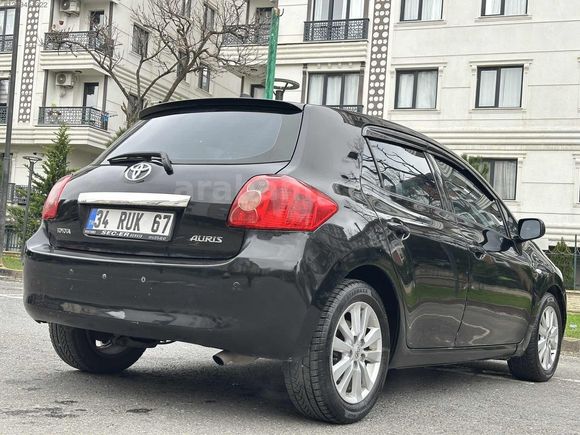 2008 KUSURSUZ TEMİZLİKTE SUNROOFLU TOYOTA AURİS 1.6 OTOMATİK