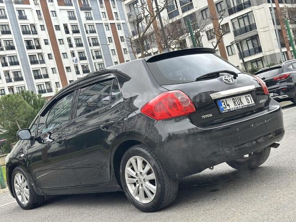 2008 KUSURSUZ TEMİZLİKTE SUNROOFLU TOYOTA AURİS 1.6 OTOMATİK