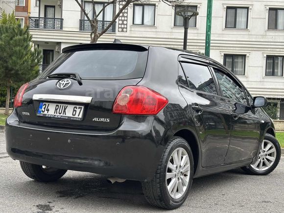 2008 KUSURSUZ TEMİZLİKTE SUNROOFLU TOYOTA AURİS 1.6 OTOMATİK