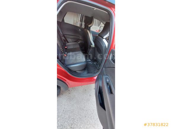 Sahibinden Renault Captur 1.3 TCe Icon 2022 Model