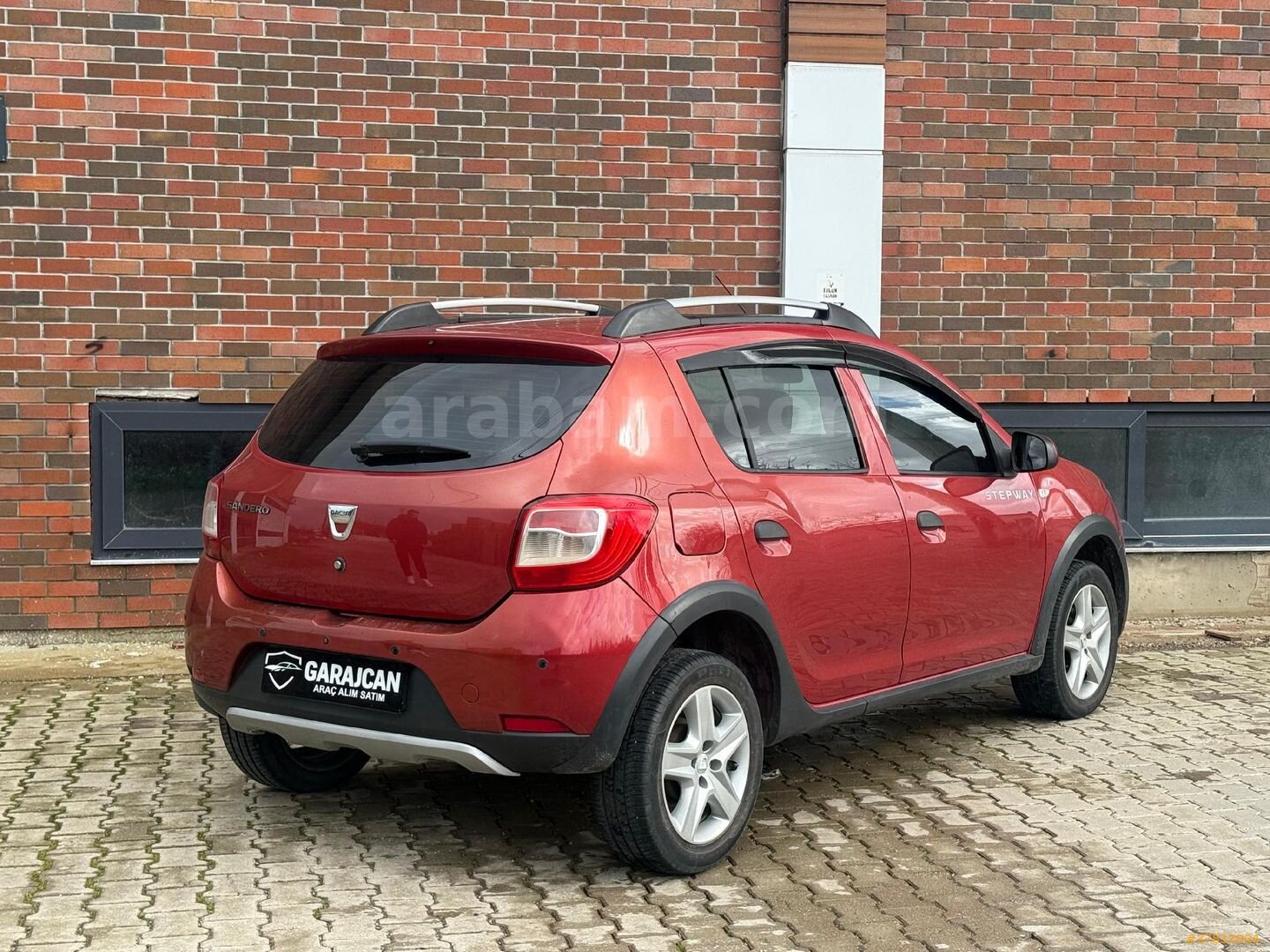 Galeriden Dacia Sandero 1.5 dCi Stepway 2013 Model İzmir 154.000 km Kırmızı 5