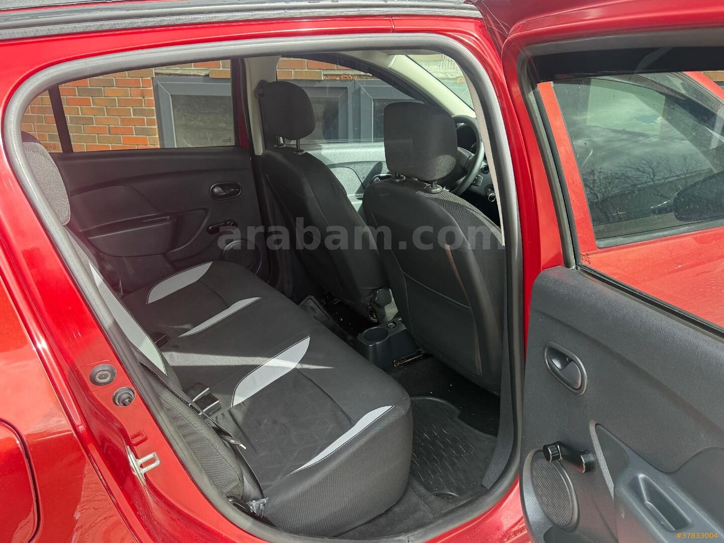 Galeriden Dacia Sandero 1.5 dCi Stepway 2013 Model İzmir 154.000 km Kırmızı 6