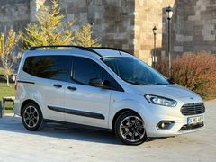 Sahibinden 18 binde  Ford Tourneo Courier 1.5 TDCi Titanium Plus 2023 Model 