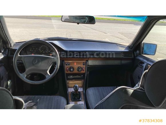 Sahibinden Mercedes - Benz 200 E 1993 Model 
