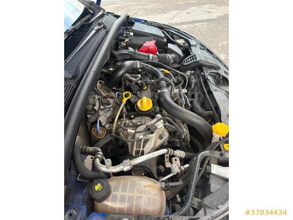 SON FIYAT...HATASIZ BOYASIZ TRAMERSIZ 2023 MODEL 31 BIN KM DE MANUEL CLIO TOUCH PAKET