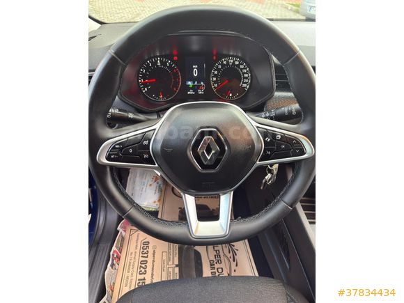 SON FIYAT...HATASIZ BOYASIZ TRAMERSIZ 2023 MODEL 31 BIN KM DE MANUEL CLIO TOUCH PAKET
