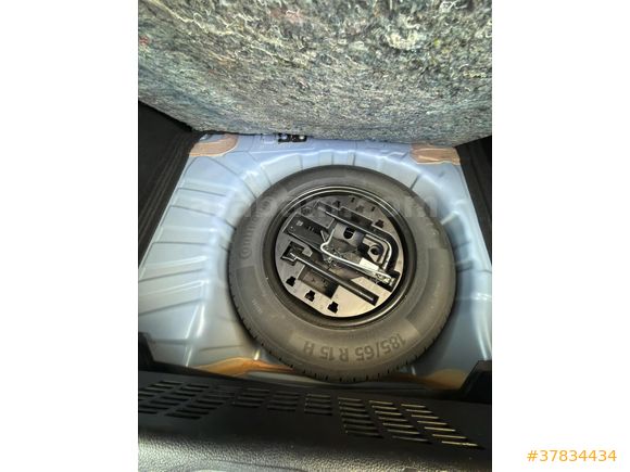 SON FIYAT...HATASIZ BOYASIZ TRAMERSIZ 2023 MODEL 31 BIN KM DE MANUEL CLIO TOUCH PAKET