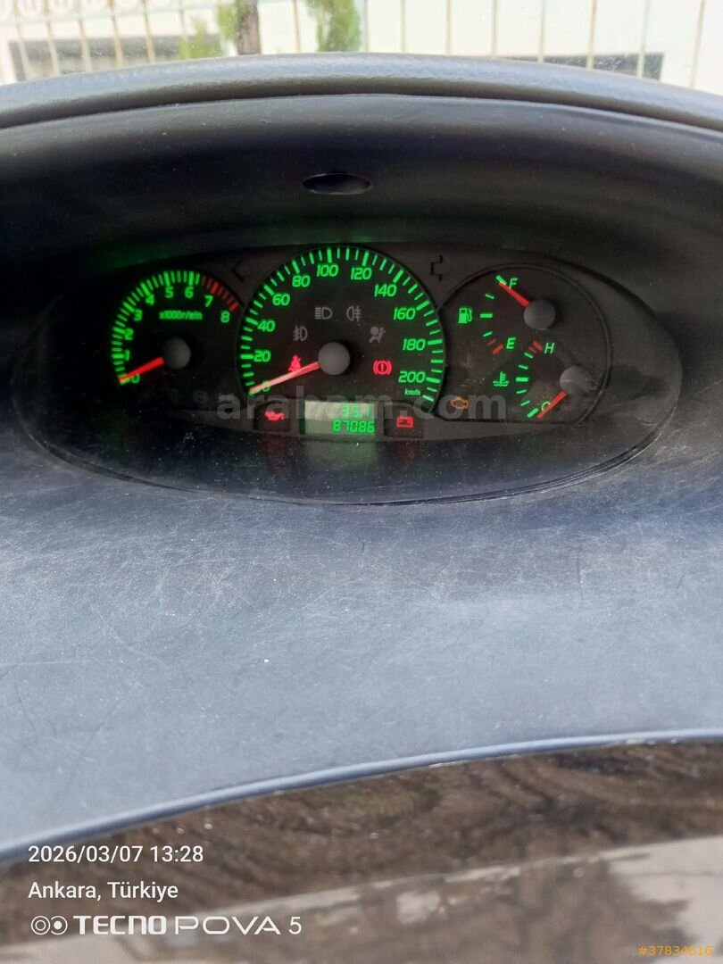 Sahibinden Geely Familia 1.5 Comfort 2011 Model Ankara 88.000 km Gri (Gümüş) 4
