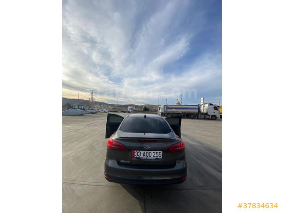 Sahibinden Ford Focus 1.6 TDCi Style 2015 Model