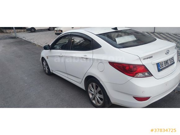 Sahibinden Hyundai Accent Blue 1.6 CRDI Mode Plus 2013 Model