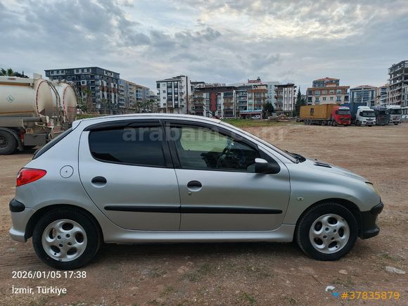 Sahibinden Peugeot 206 1.4 Desire 2004 Model  233.658 km Gri