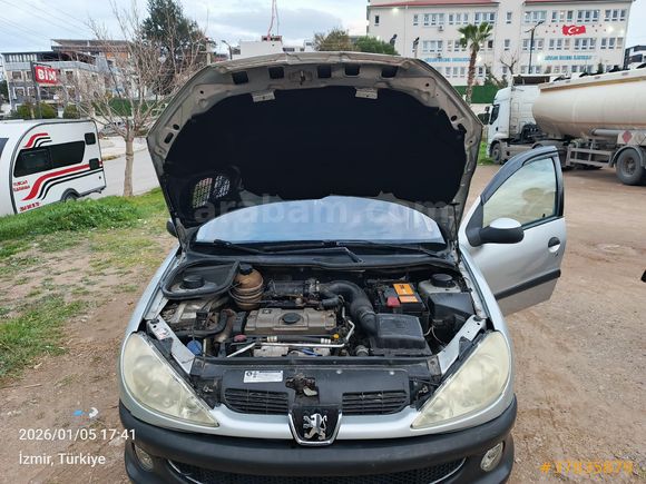 Sahibinden Peugeot 206 1.4 Desire 2004 Model  233.658 km Gri