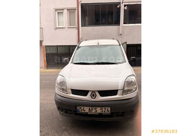 Sahibinden Renault Kangoo 1.5 dCi Authentique 2004 Model  270.000 km Beyaz