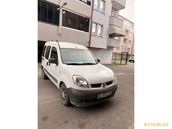 Sahibinden Renault Kangoo 1.5 dCi Authentique 2004 Model  270.000 km Beyaz