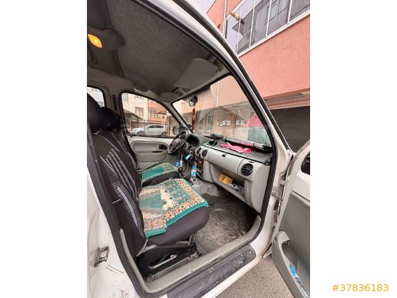 Sahibinden Renault Kangoo 1.5 dCi Authentique 2004 Model  270.000 km Beyaz