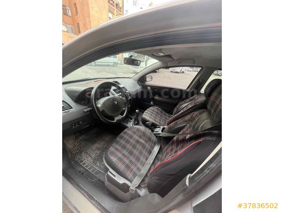 Sahibinden Renault Megane 1.4 Authentique 2004 Model 