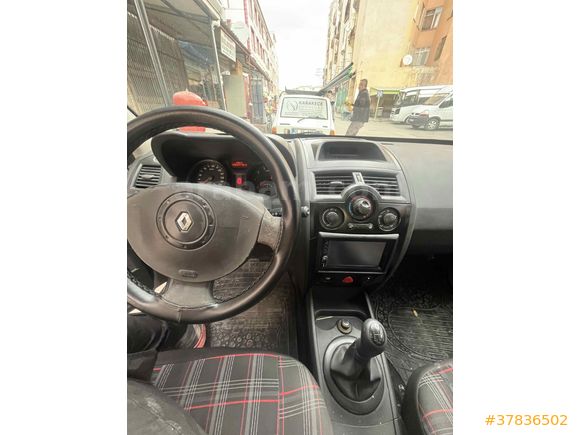 Sahibinden Renault Megane 1.4 Authentique 2004 Model 