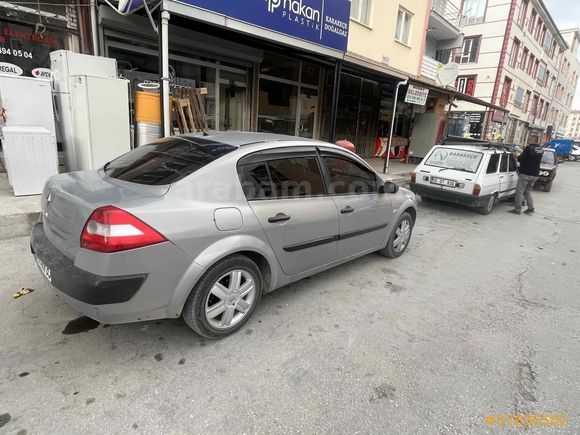 Sahibinden Renault Megane 1.4 Authentique 2004 Model 