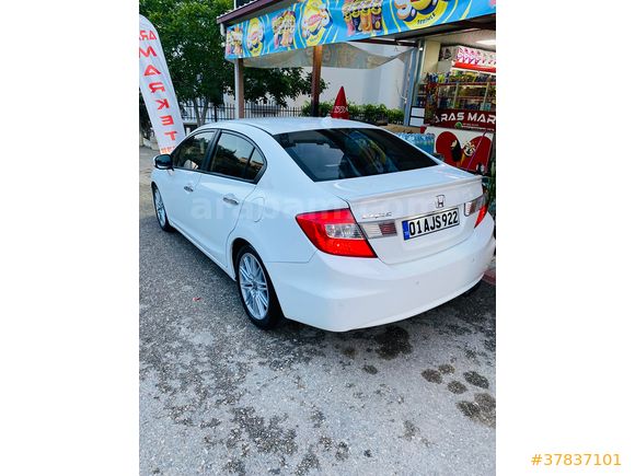 Sahibinden Honda Civic 1.6 i-VTEC Eco Executive 2015 Model 