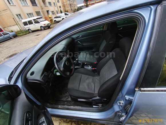 Sahibinden Volkswagen Passat 1.8 Basic 1997 Model 