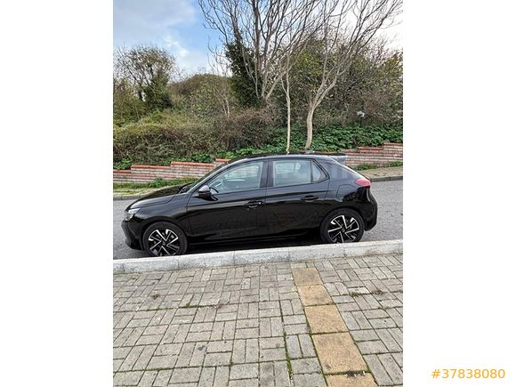 2025 Çıkışlı Opel Corsa | 6.150 KM | İlk Sahibinden | Hatasız | Garaj Aracı