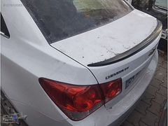 CRUZE BAGAJ KAPAĞI SEDAN