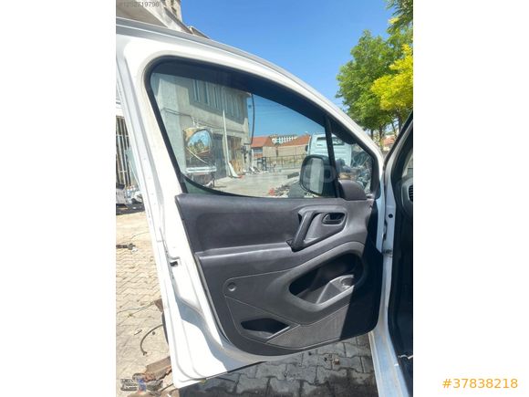 PARTNER CİTROEN SAĞ SOL ŞASİ