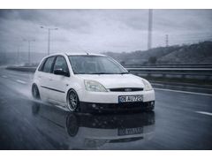 Sahibinden Ford Fiesta 1.4 TDCi Comfort 2006 Model  313.000 km Beyaz