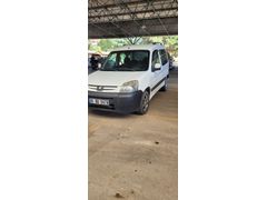 Sahibinden Peugeot Partner 2.0 HDI 2007 Model  350.000 km Beyaz