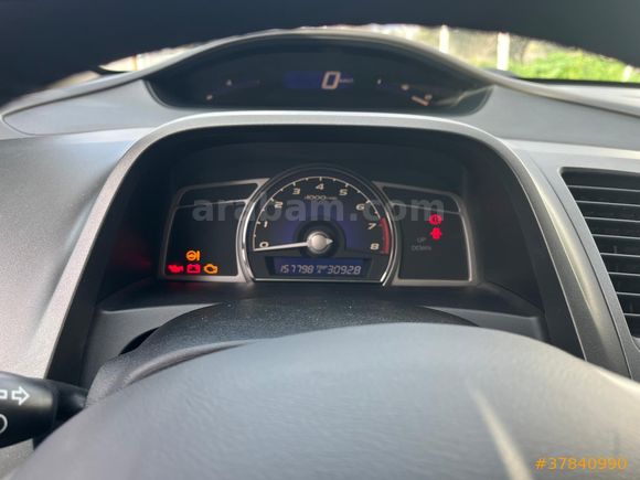 Sahibinden Honda Civic 1.6 i-VTEC Premium 2012 Model