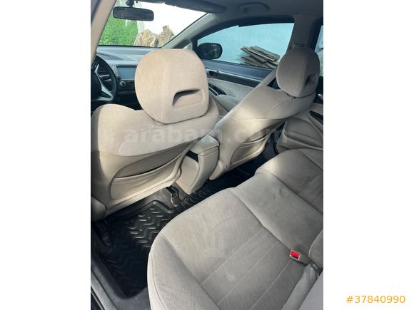 Sahibinden Honda Civic 1.6 i-VTEC Premium 2012 Model
