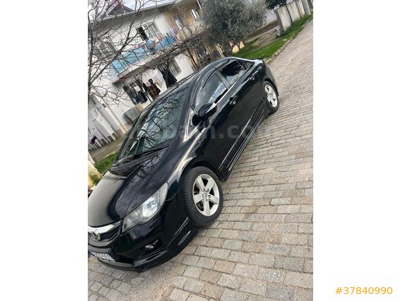 Sahibinden Honda Civic 1.6 i-VTEC Premium 2012 Model