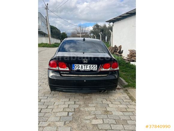 Sahibinden Honda Civic 1.6 i-VTEC Premium 2012 Model