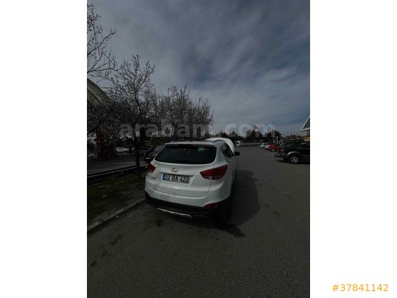 Sahibinden Hyundai ix35 1.6 GDI Style Desing Pack 2015 Model Tekirdağ 122.000 km Beyaz