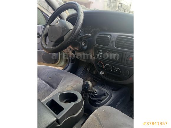 Sahibinden Renault Megane 1.6 RTE 2001 Model