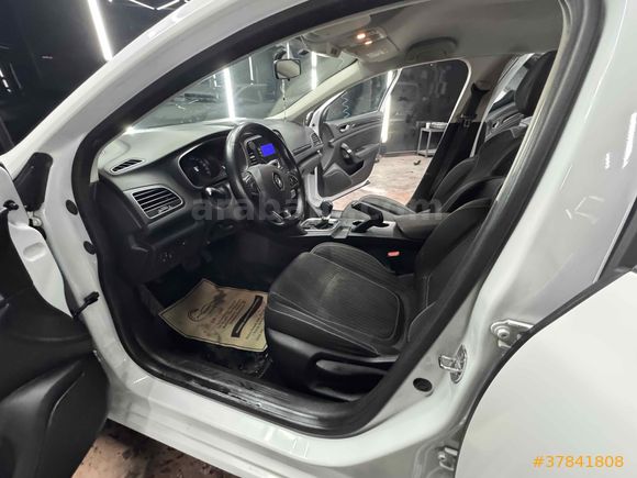 Sahibinden Renault Megane 1.5 dCi Touch 2016 Model 