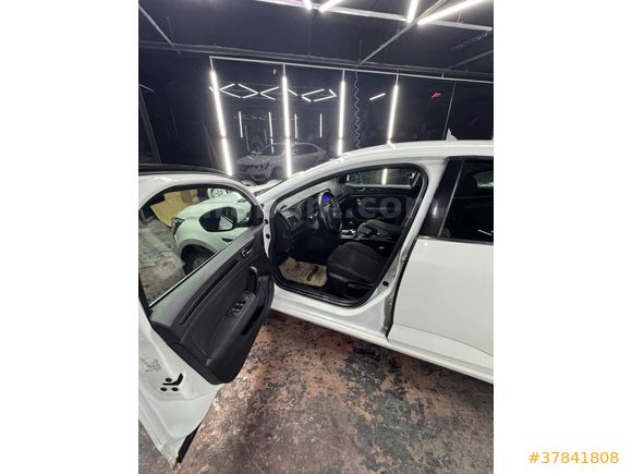 Sahibinden Renault Megane 1.5 dCi Touch 2016 Model 