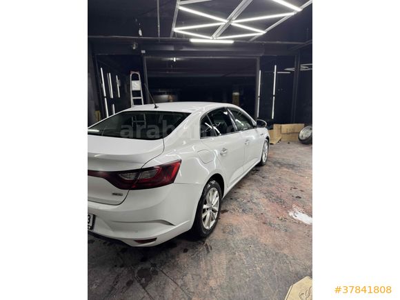 Sahibinden Renault Megane 1.5 dCi Touch 2016 Model 