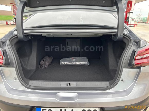 Sahibinden Citroen C4 X 1.2 PureTech Shine 2024 Model 