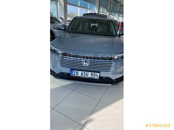 Sahibinden Honda HR-V 1.5 e-HEV Advanced 2025 Model  Gri Bir Hafta Geçerli Son Fiyat 