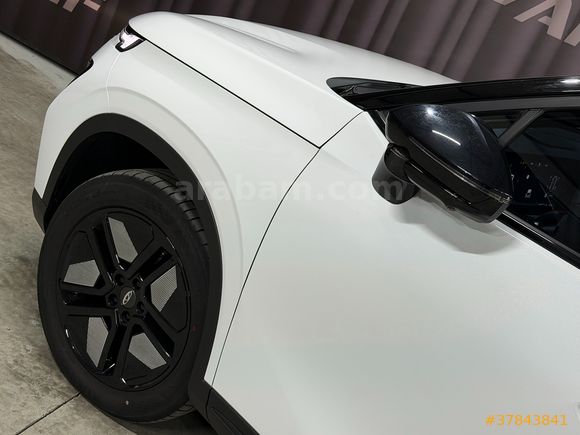 AKTİF den 2025 OMODA5 PRO 1.6T DCT ÇİFT RENK 9.000KM SIFIR GİBİ